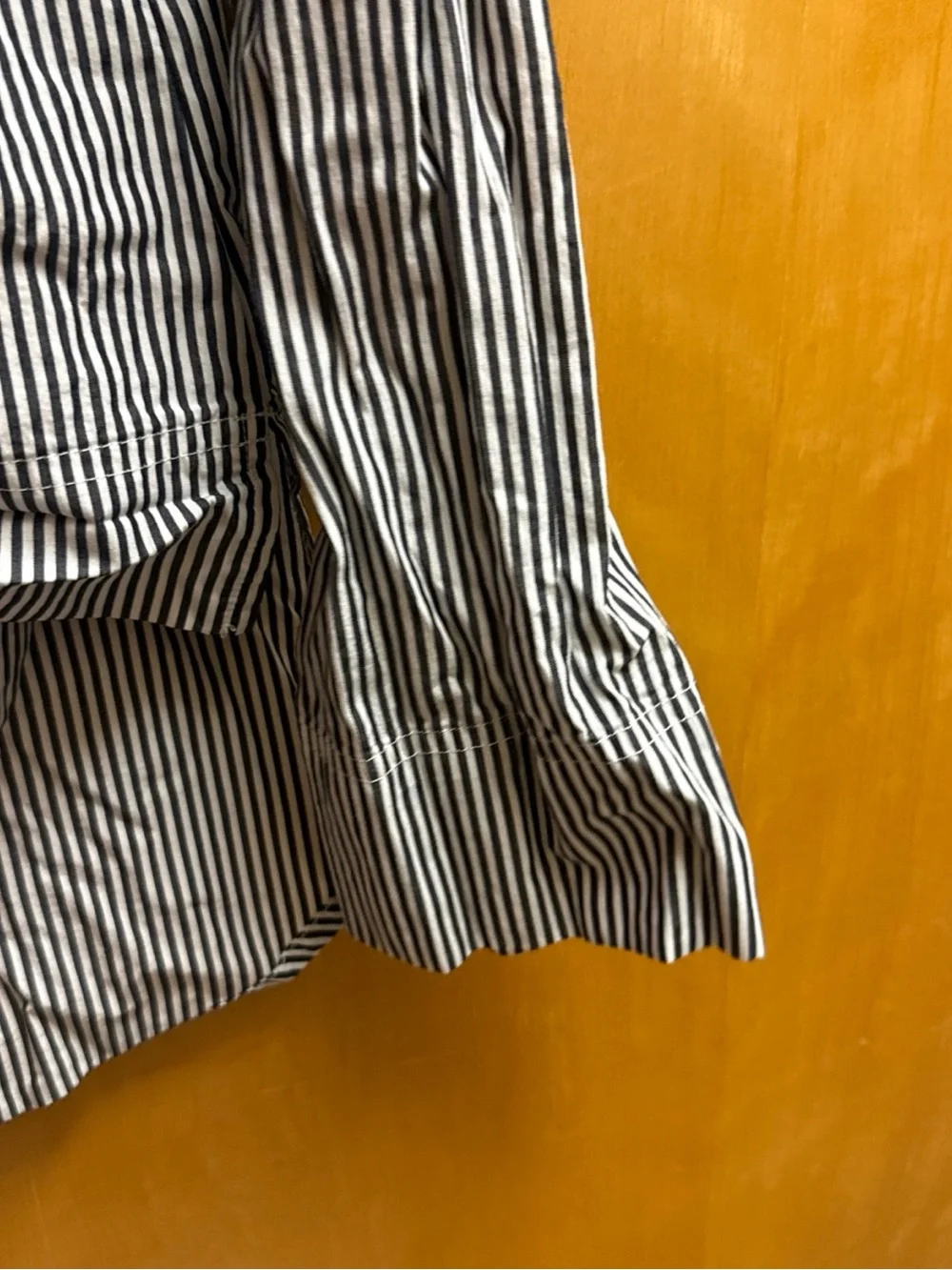 J. Crew Women’s Black & White Stripe Button-Shoulder Long-Sleeve Top Size 8